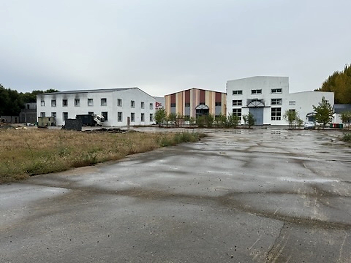 现状厂房外立面