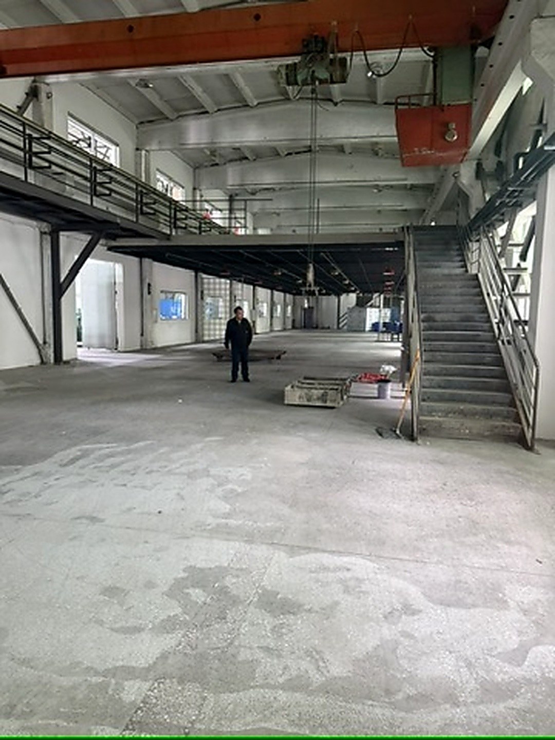 现状厂房室内空间