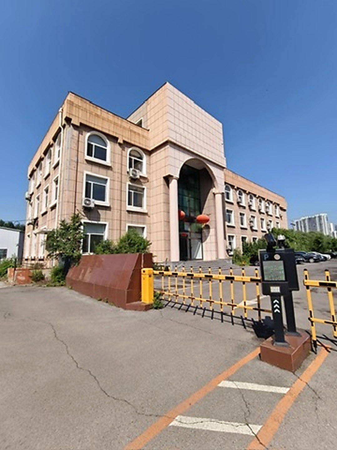 现状办公楼入口